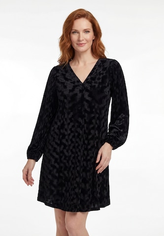 EVERA Jurk in Zwart: voorkant