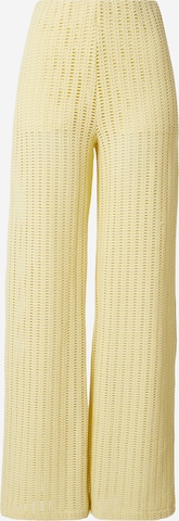 EDITED Regular Broek 'Finn' in Geel: voorkant