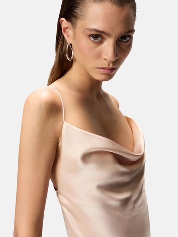 Abito '106587 A1Y5' di PINKO in beige