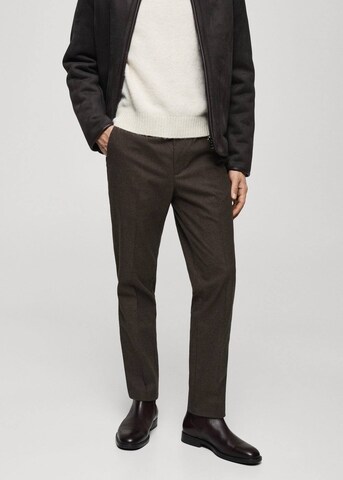 MANGO MAN Regular Pleated Pants 'Brest' in Brown: front