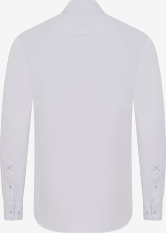 DENIM CULTURE - Ajuste regular Camisa 'MATTHEW' en blanco