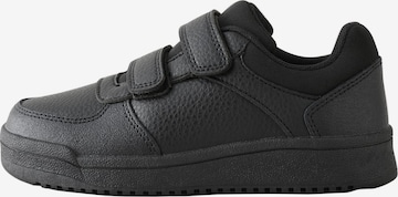 Next Sneakers i sort: forside