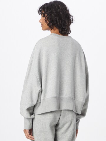 Nike Sportswear Sweatshirt 'Phoenix Fleece' in Grau