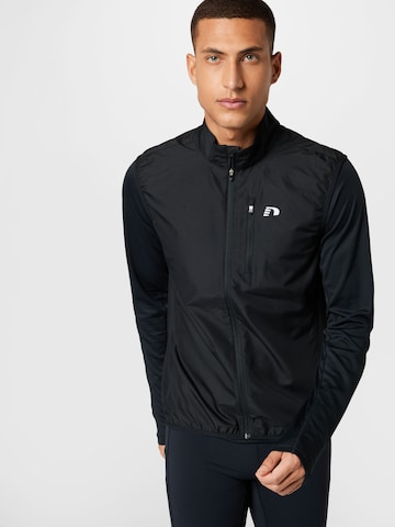 Gilet de sport Newline en noir : devant