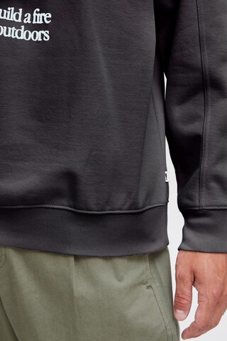 !Solid - Sweatshirt 'Hamad' em preto