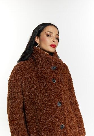 faina Winter Coat in Brown