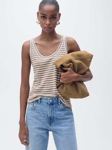 MANGO Top 'LINI' in Bruin: voorkant