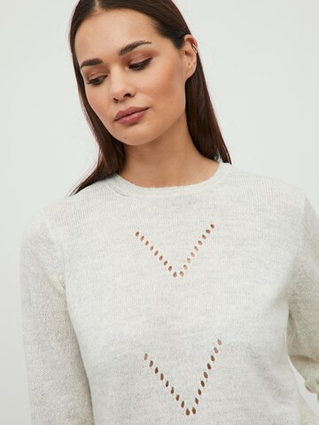 VILA Sweater 'Surili' in White