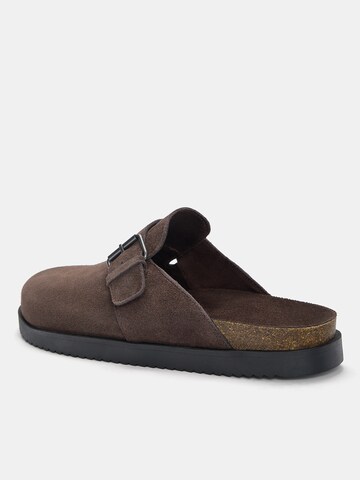 Pull&Bear Klapki w kolorze brązowy