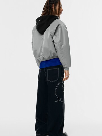 Pull&Bear Kurtka przejściowa w kolorze szary