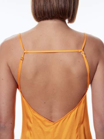 EDITED Dress 'Naima' in Orange