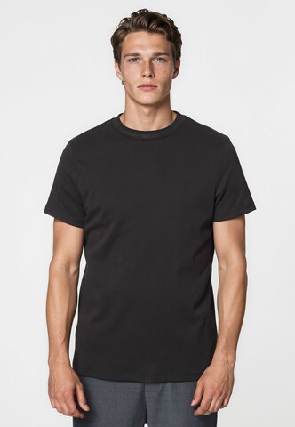 Kleinigkeit Shirt in Black: front