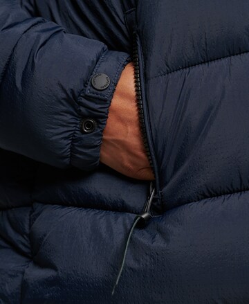 Veste d’hiver Superdry en bleu