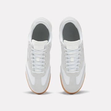 Reebok Sneakers in Grey