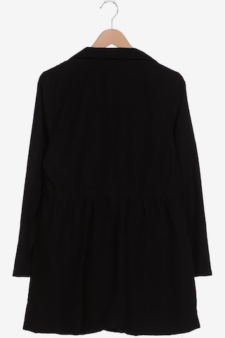 VILA Jacket & Coat in L in Black