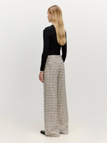 EDITED Regular Hose 'Nalani' in Schwarz