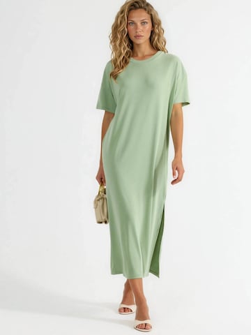 Busem Dress in Green