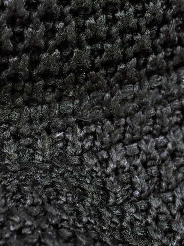Capelli New York Hat in Black