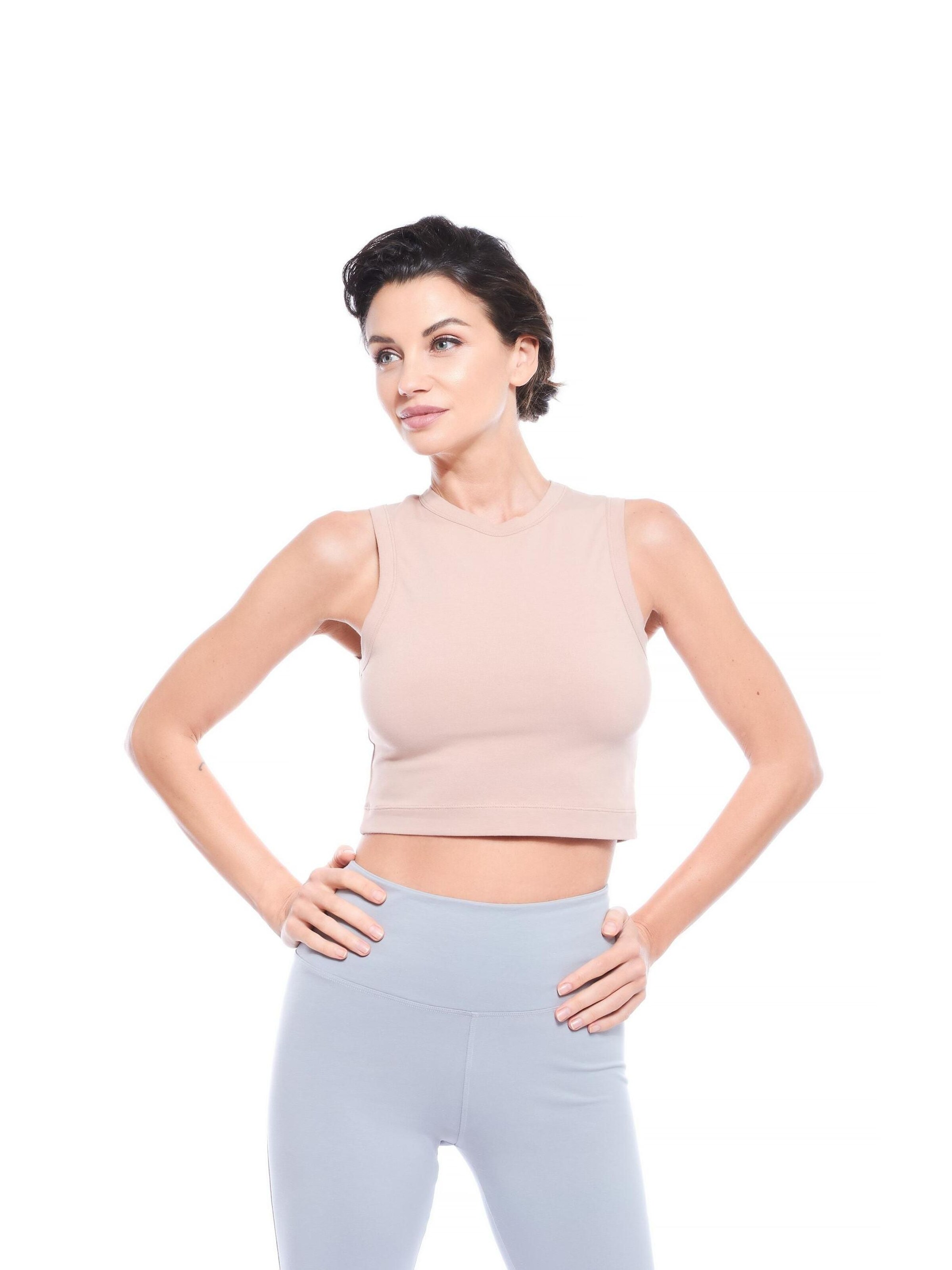 Evoni Shirt in Brown: front