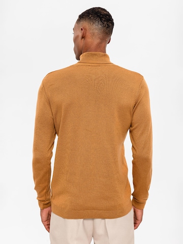 Antioch - Pullover em laranja