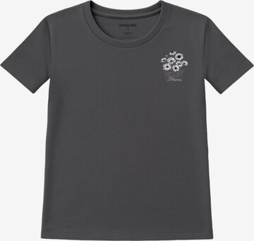 UNIQVIBE Shirt in White: front