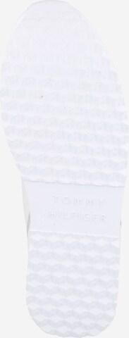 TOMMY HILFIGER Sneaker in Weiß