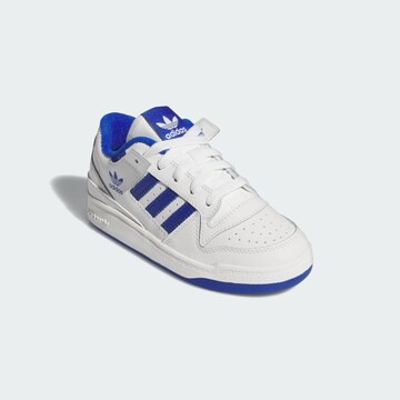 ADIDAS ORIGINALS - Zapatillas deportivas 'Forum' en blanco