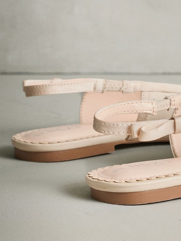 Next Odprte balerinke | bež barva