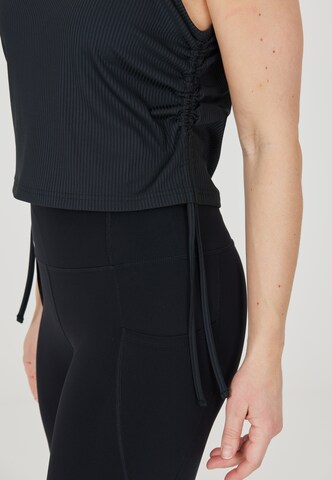 ENDURANCE Sports Top 'Irisliene' in Black