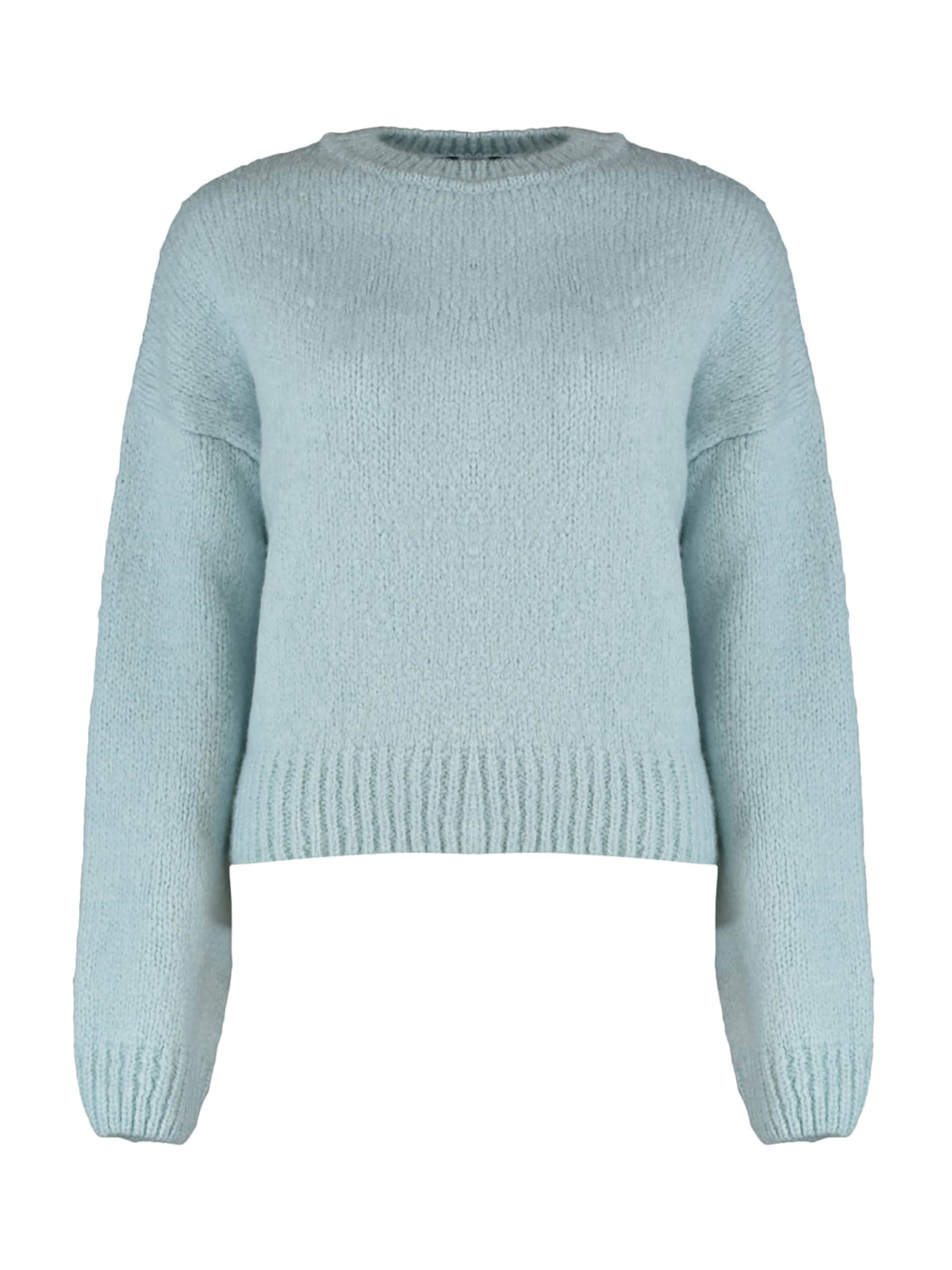 Trendyol Trui in Groen: voorkant