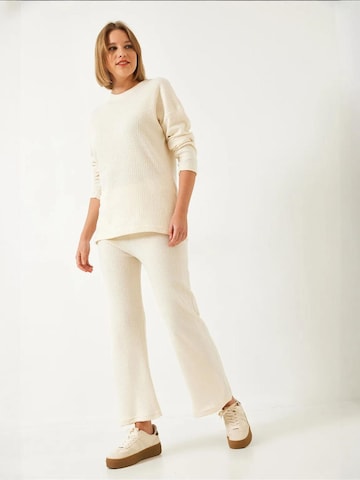 Bianco Lucci - Calças de fato em bege