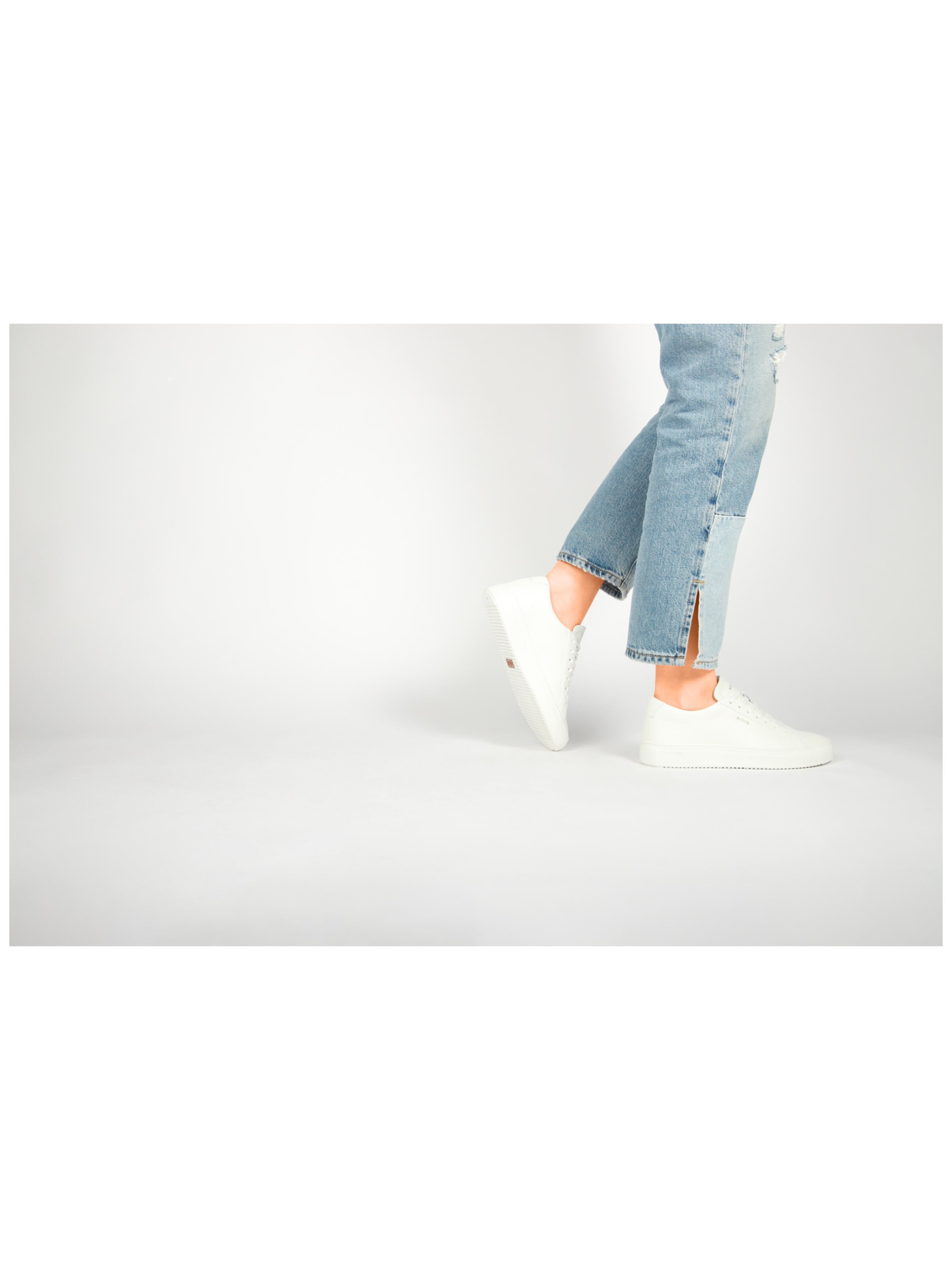BLACKSTONE Låg sneaker 'Cobble Rory DL274' i vit