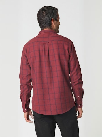 Klitmøller Collective Regular fit Button Up Shirt ' CARTER ' in Red: back