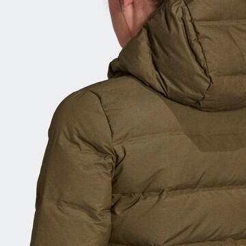 ADIDAS SPORTSWEAR Jacke 'Helionic' in Grün