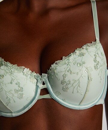 Hunkemöller Balconette Bra 'Lillia' in Green