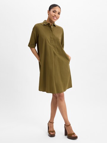Marie Lund Shirt Dress ' Lisa ' in Green: front