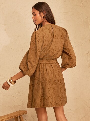 Robe-chemise love & roses en jaune