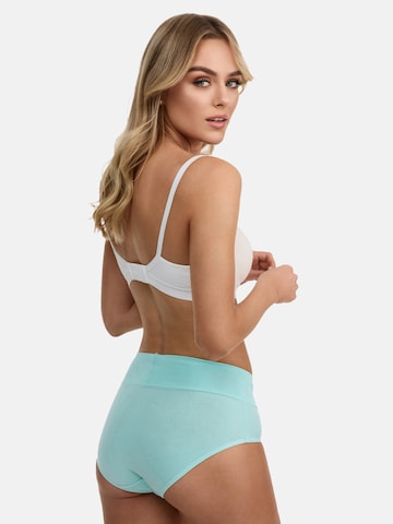 Tazzio Slip 'F920' in Grün