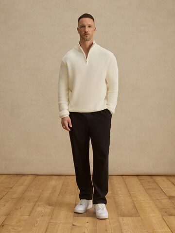 Pull-over 'Leart' DAN FOX APPAREL en blanc