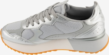 SUN68 Sneakers laag 'SUN68 Stargirl' in Zilver: voorkant