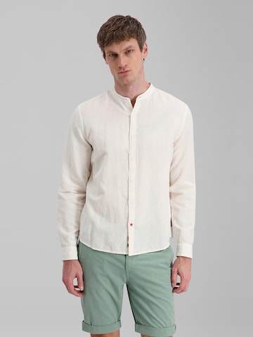 TIMEZONE Shirt 'Stand-up-collar' in White: front