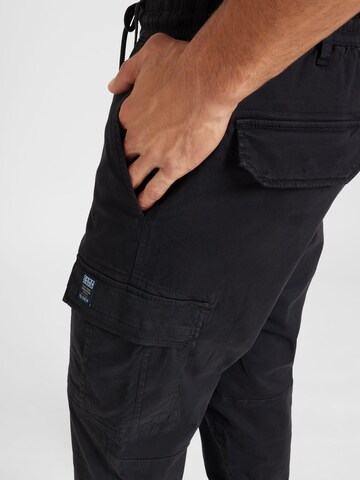 Regular Pantalon cargo CAMP DAVID en noir