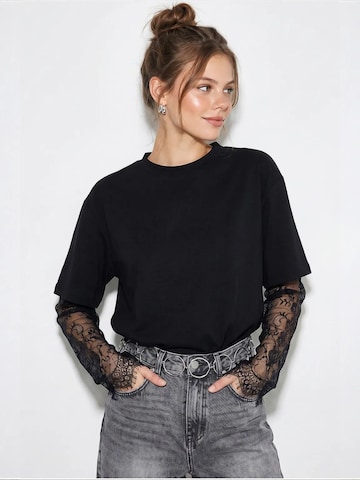 Bianco Lucci Särk 'T-Shirts', värv must
