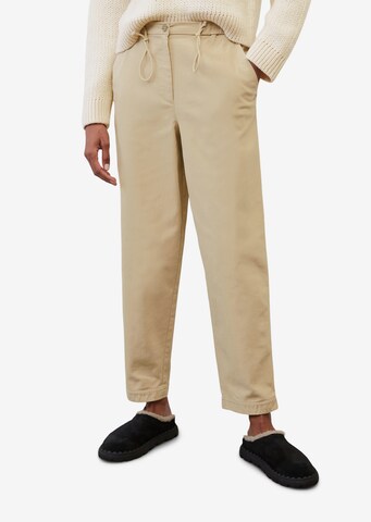 Marc O'Polo Chino Pants in Beige: front