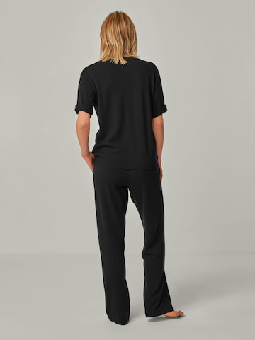 YOU LOOK PERFECT Shirt 'Elfie' in Black