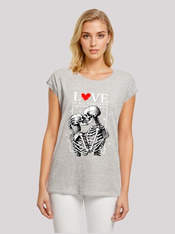 T-shirt 'Love is all you need' F4NT4STIC en gris : devant