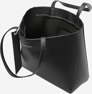 Calvin Klein Jeans Shopper táska - fekete