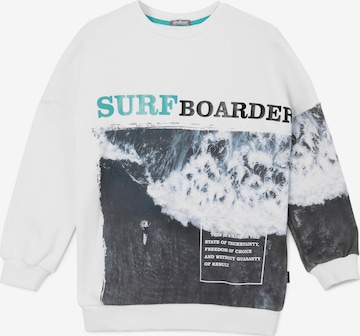 Gulliver Sweatshirt in White: front