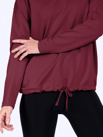Magadi Athletic Sweater 'Gigi' in Red