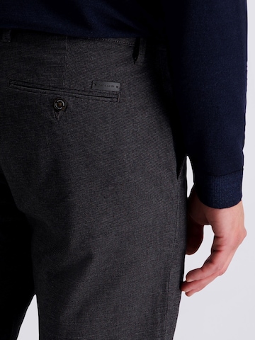 Effilé Pantalon chino PIERRE CARDIN en gris